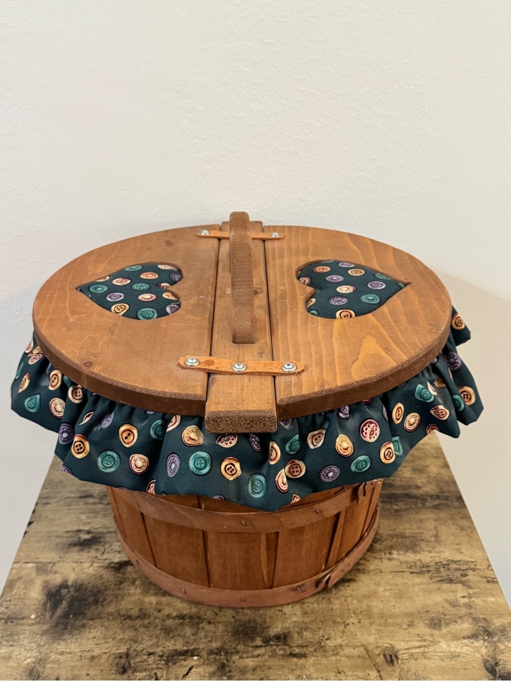 Vintage Wooden Sewing Basket with Button Print Fabric & Heart Cutouts - Picture 9 of 14